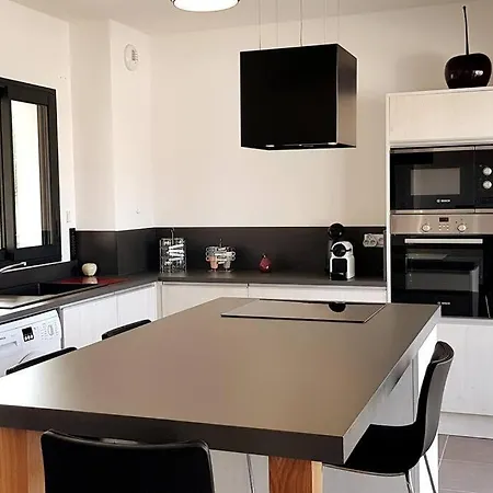 Apartment Appt Moderne Pour 4/6, Dans Avec Piscine *