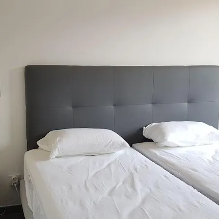 Apartment Appt Moderne Pour 4/6, Dans Avec Piscine Porto-Vecchio (Corsica)